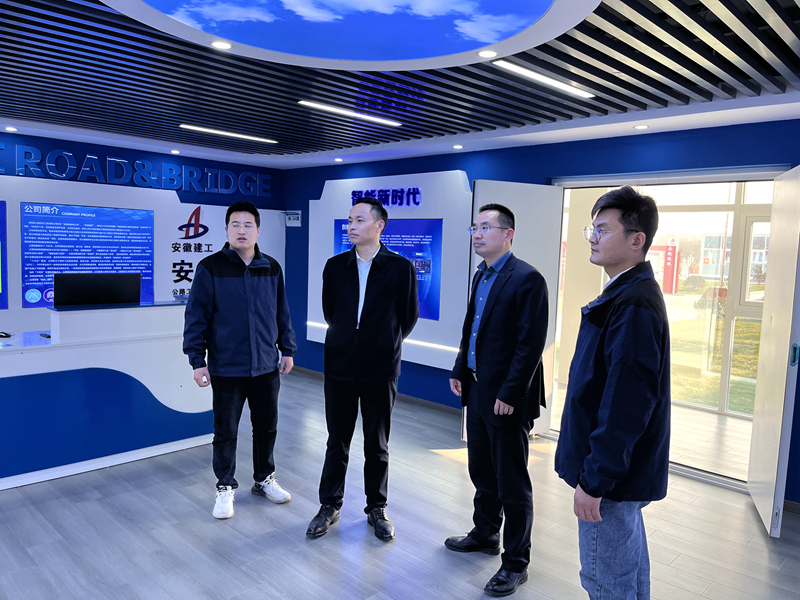 公司黨委副書(shū)記、總經(jīng)理張俊到霍邱縣市政基礎(chǔ)設(shè)施提升PPP項(xiàng)目調(diào)研3